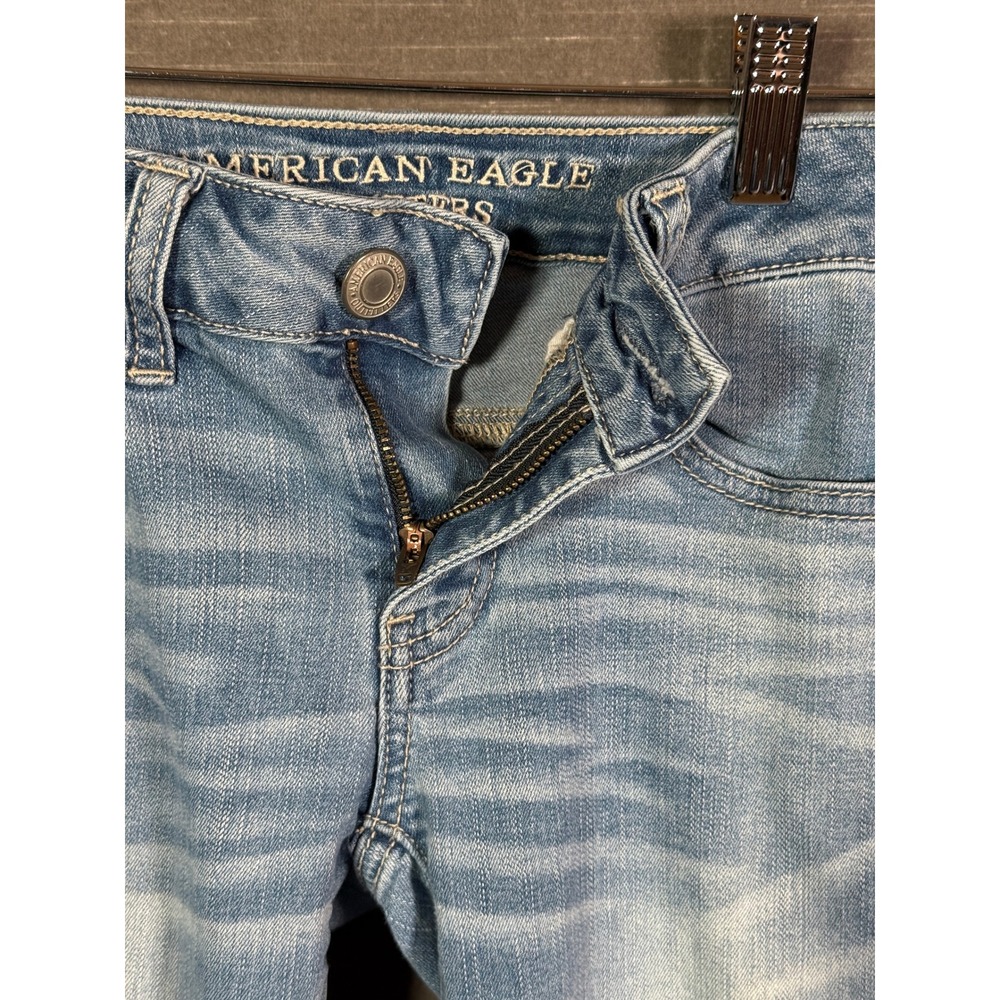 American Eagle Super Low Rise Jegging Light Wash Blue Denim Jeans Size 4 Short - Picture 7 of 16